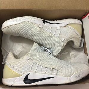 Nike Kobe A.D. NXT 'Snow White'
Size 10